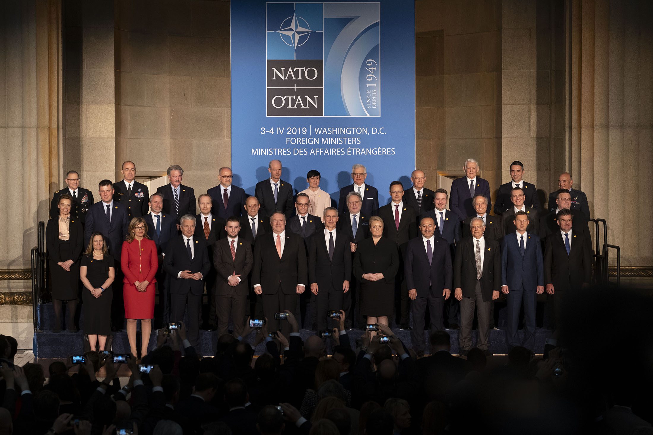 NATO family 70Jubilaeum20190404 190403g 006