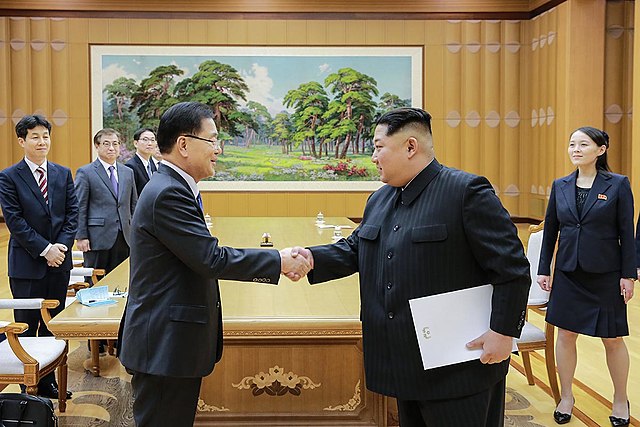 Chung Eui yong and Kim Jong un Blue House