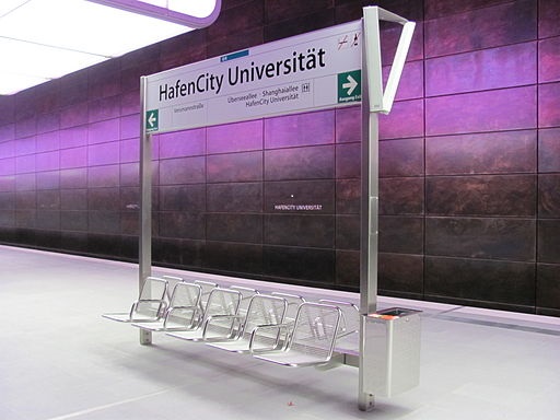 Auf Weg zum CIVIL20, zur Hafencity Universität. Foto: NordNordWest [CC BY-SA 3.0 de (http://creativecommons.org/licenses/by-sa/3.0/de/deed.en)], via Wikimedia Commons