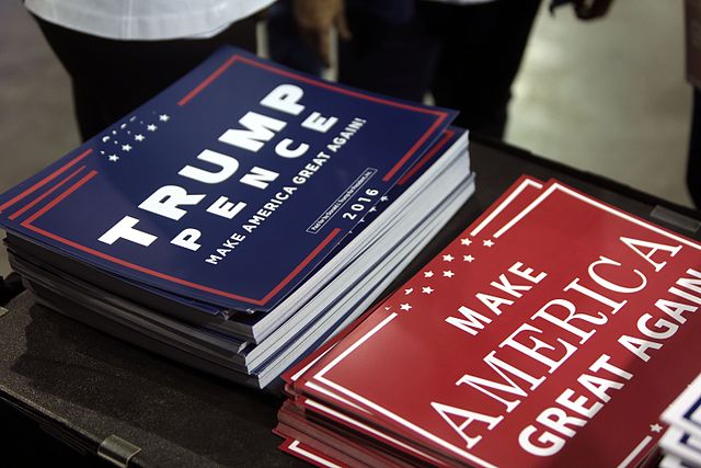 "Make America great again". Foto: Gage Skidmore from Peoria, AZ, United States of America (Wikimedia Commons)